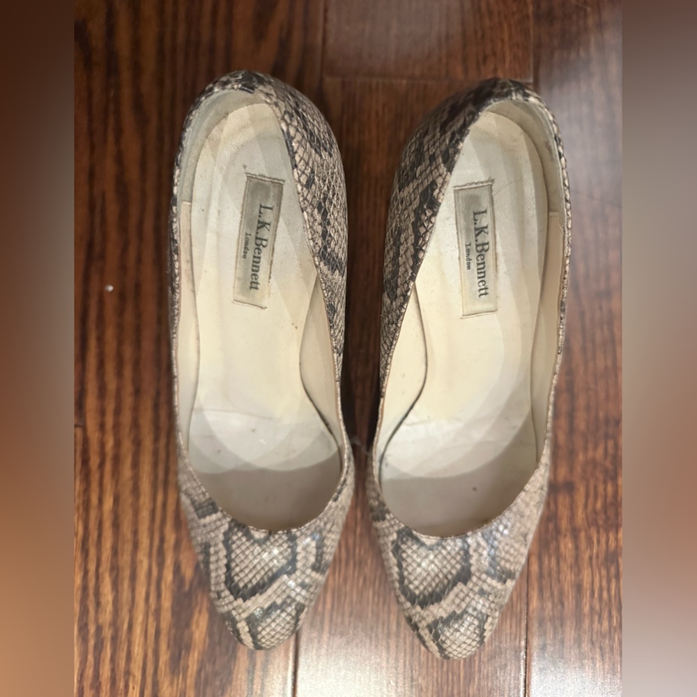 LK Bennett leather snakeskin round toe 3.5 inch heel pump, 39.5